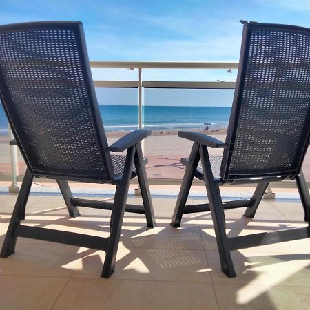 לה פינדה Pineda Beach 1A Linea De Mar & Parking מראה חיצוני תמונה