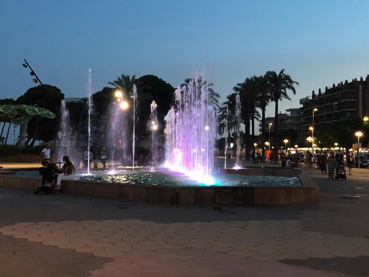 לה פינדה Pineda Beach 1A Linea De Mar & Parking מראה חיצוני תמונה