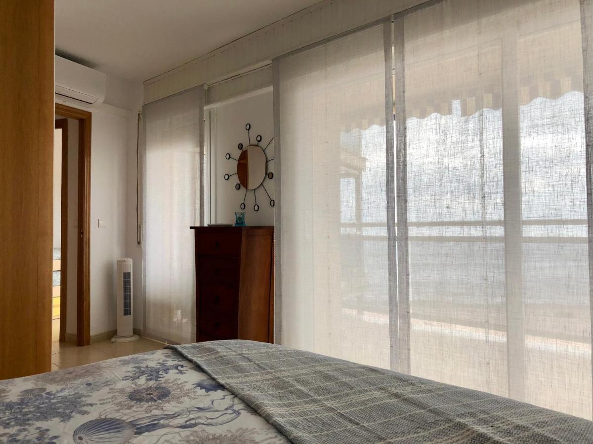 לה פינדה Pineda Beach 1A Linea De Mar & Parking מראה חיצוני תמונה