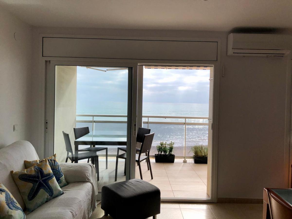 לה פינדה Pineda Beach 1A Linea De Mar & Parking מראה חיצוני תמונה