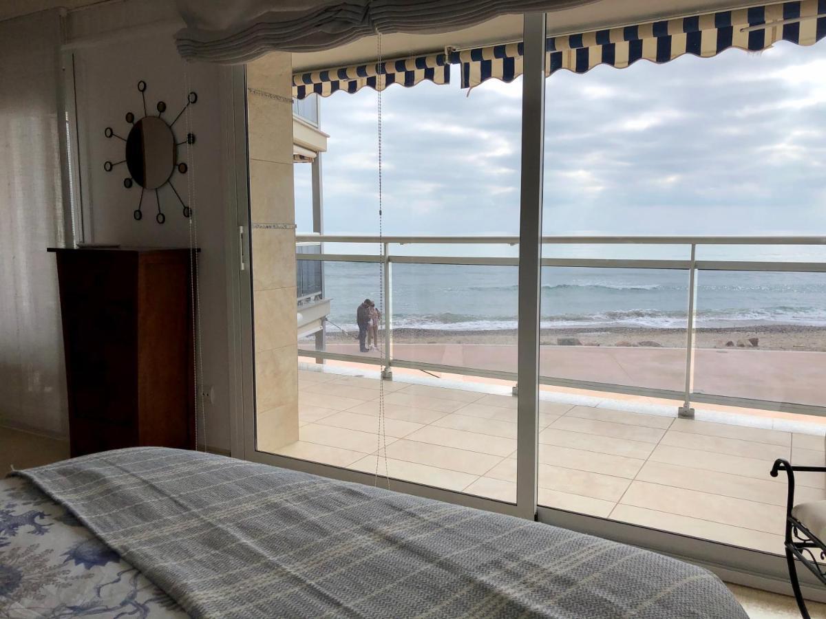 לה פינדה Pineda Beach 1A Linea De Mar & Parking מראה חיצוני תמונה