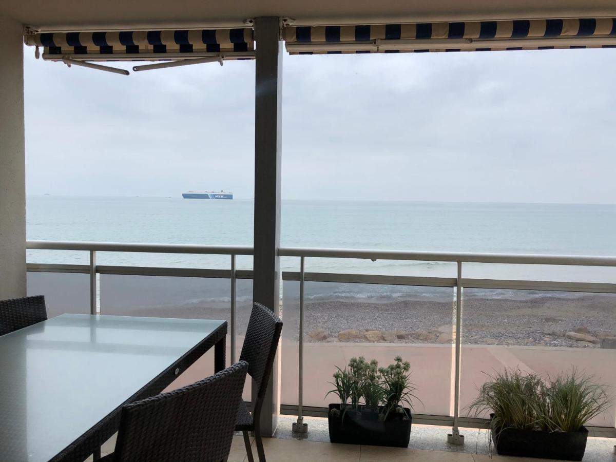 לה פינדה Pineda Beach 1A Linea De Mar & Parking מראה חיצוני תמונה