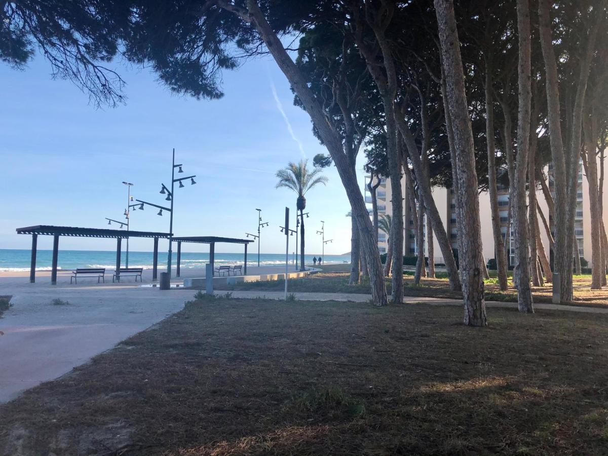 לה פינדה Pineda Beach 1A Linea De Mar & Parking מראה חיצוני תמונה