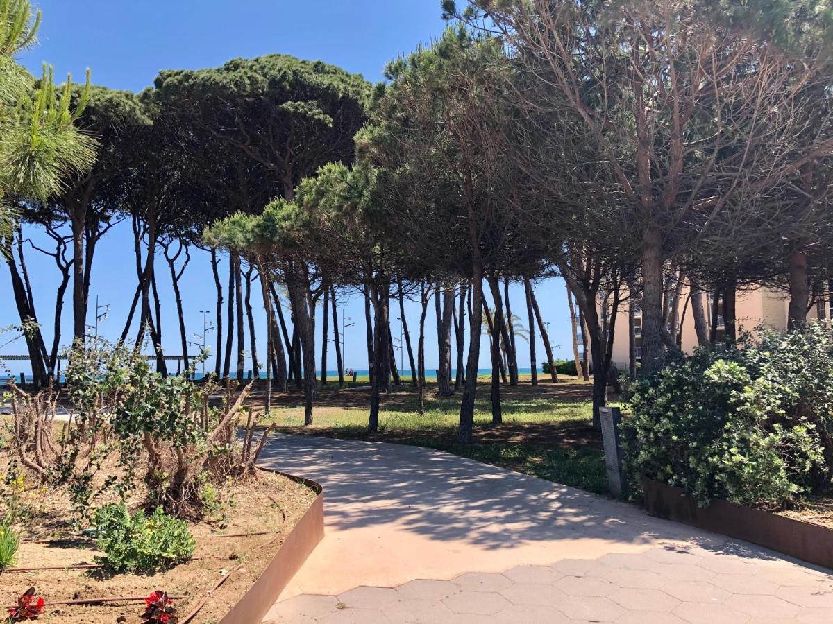 לה פינדה Pineda Beach 1A Linea De Mar & Parking מראה חיצוני תמונה